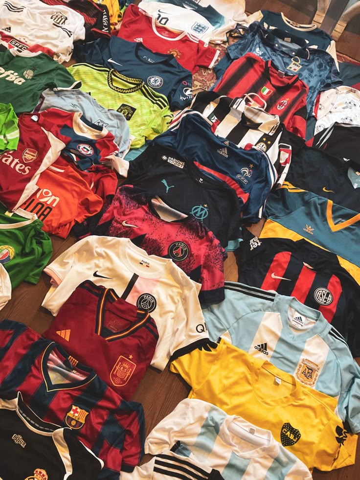 Europe Vintage Kits