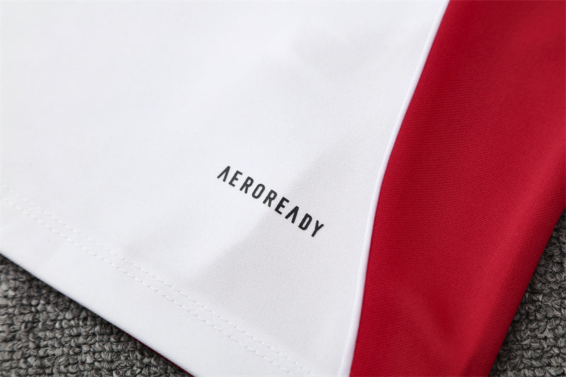 Man United White & Black Tracksuit 25-26