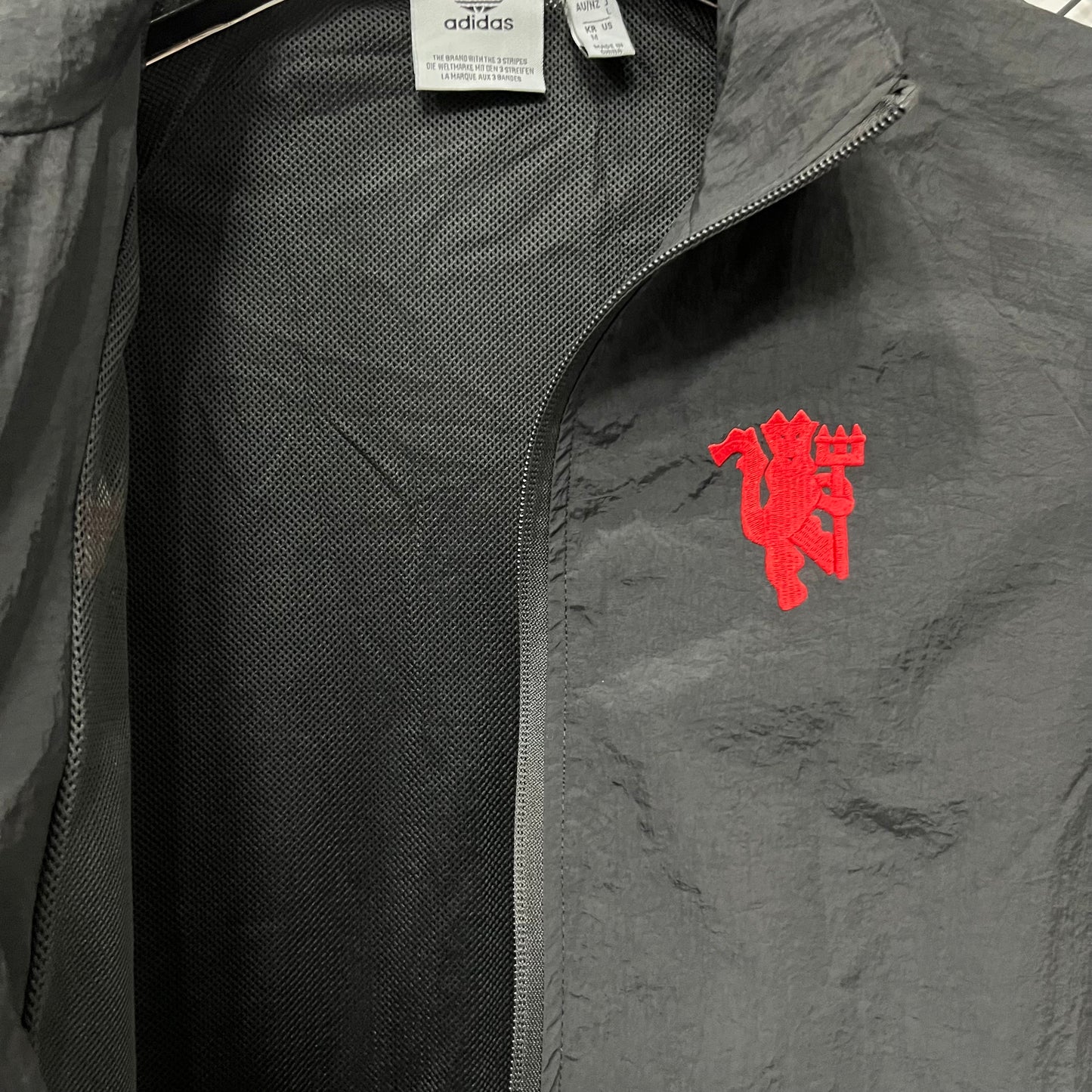 Man United Black Windbreaker 2025
