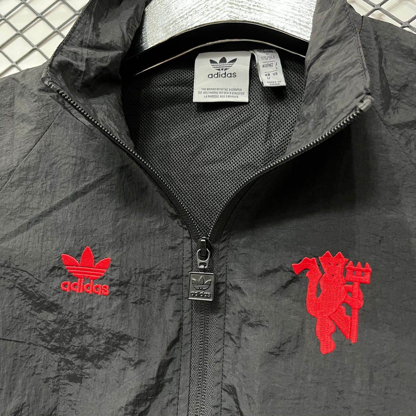 Man United Black Windbreaker 2025