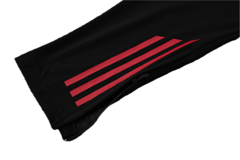 Man United White & Black Tracksuit 25-26