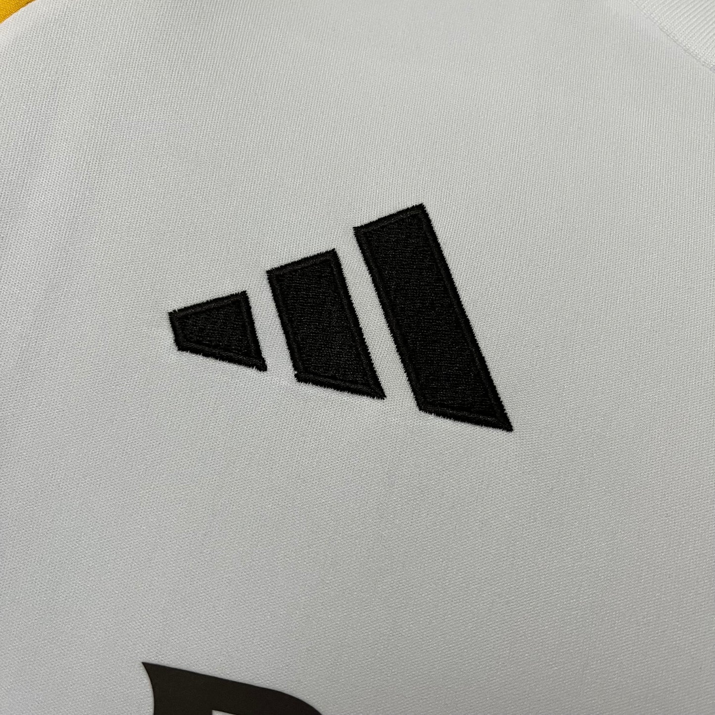 Real Madrid Home 25-26