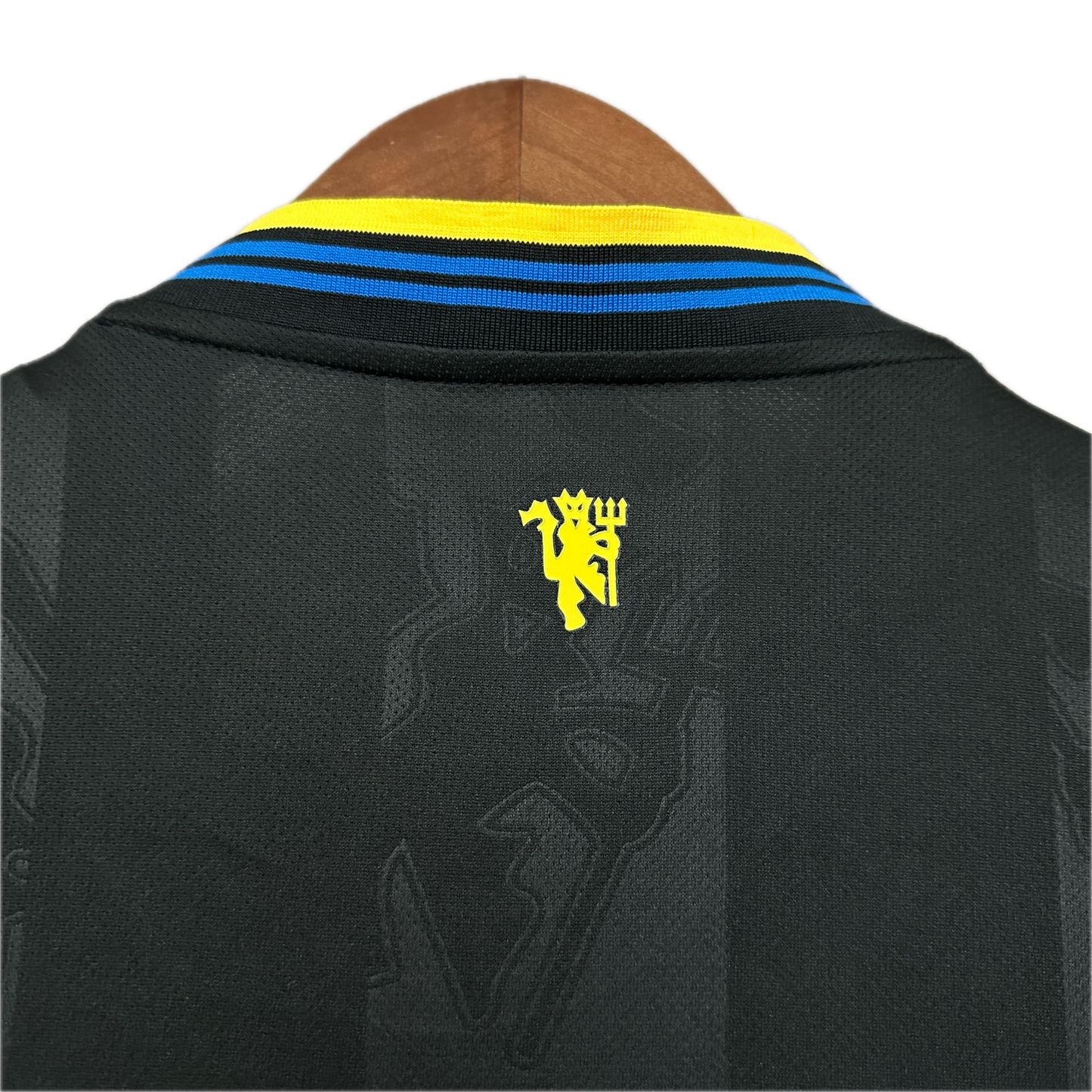 Man United Third 25-26