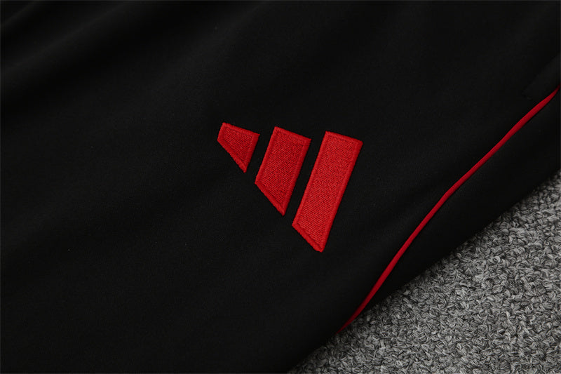 Man United White & Black Tracksuit 25-26