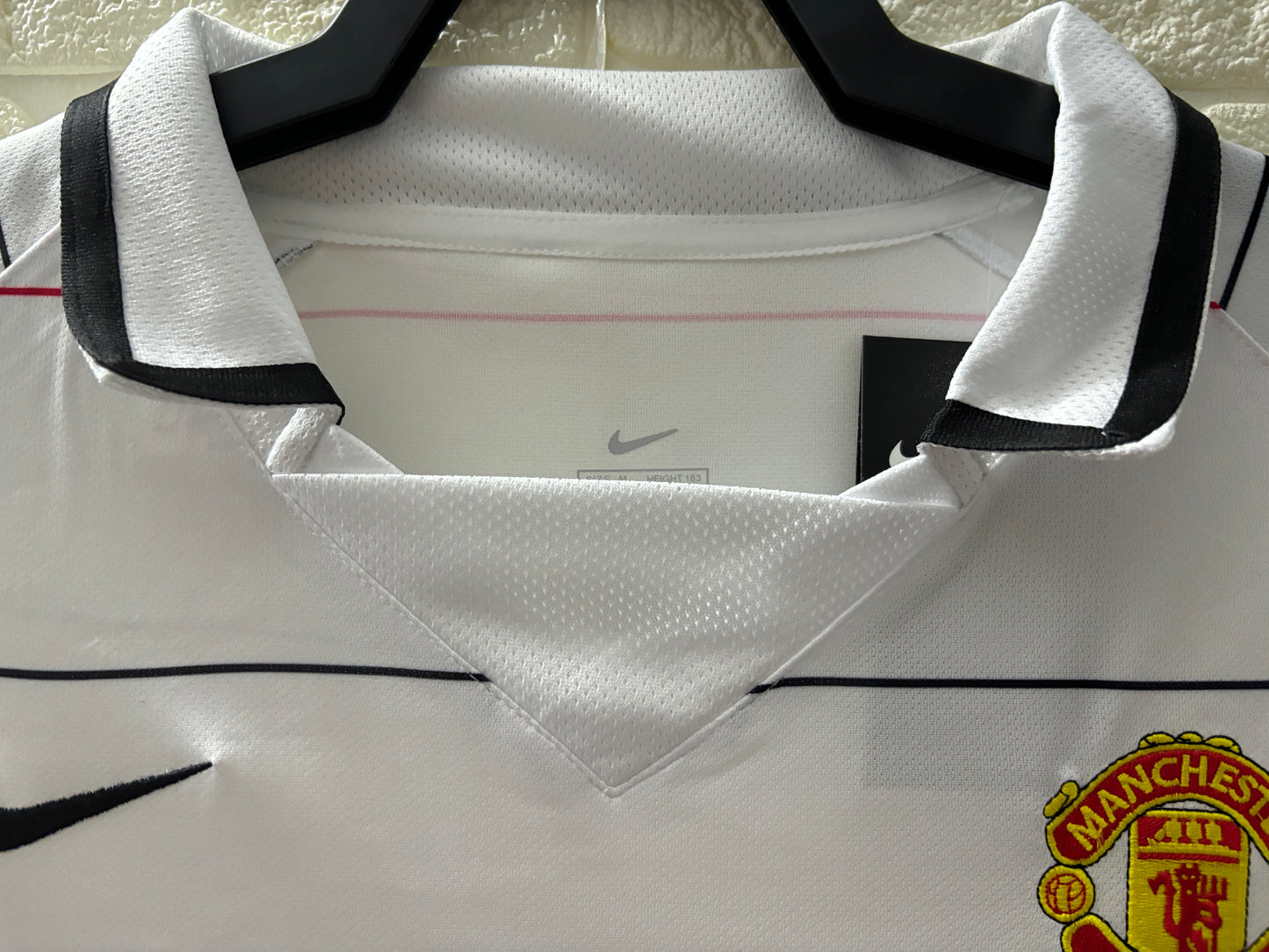 Man United Third 04-05