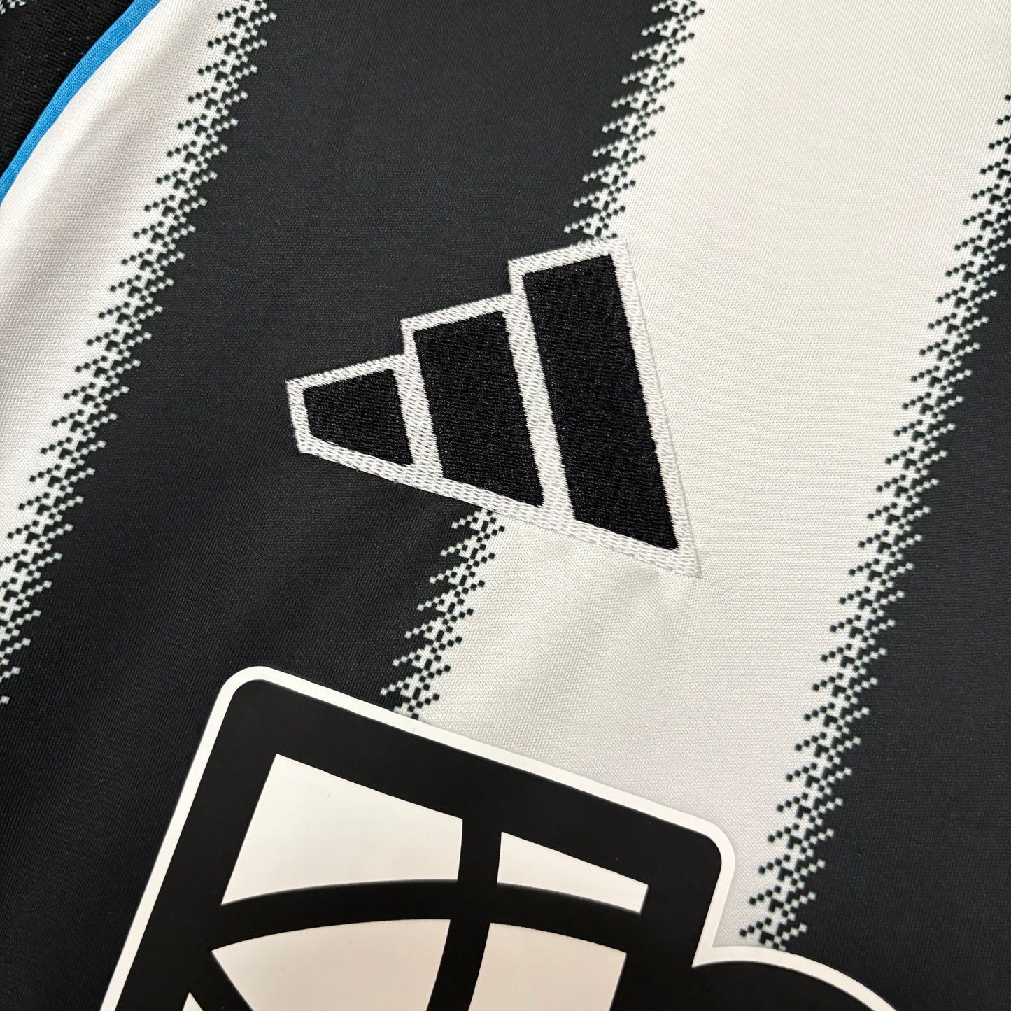 Newcastle Home 25-26