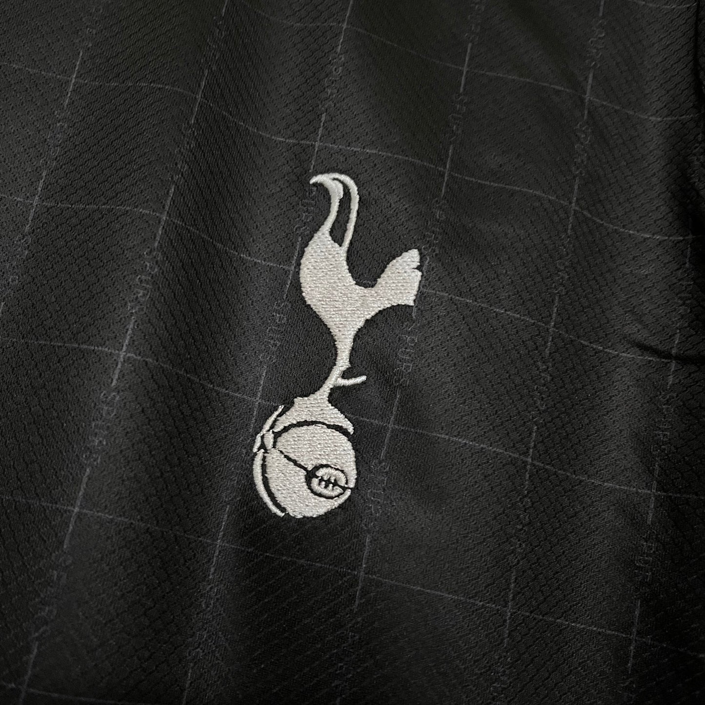 Spurs Away 25-26